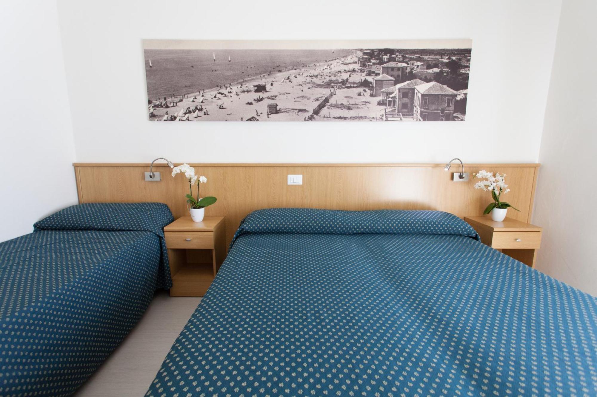 Standard Triple Room,66837034:JPEG