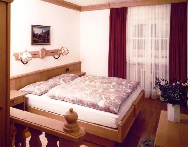 One-Bedroom Apartment 2