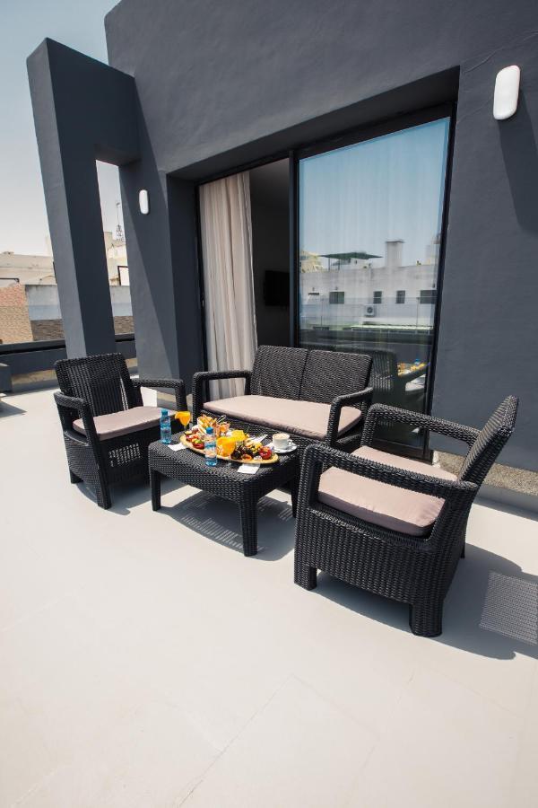 Premium duplex side sea view