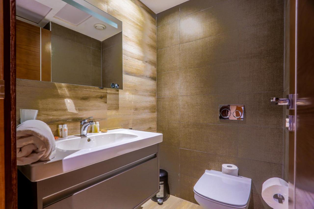 Standard Suite