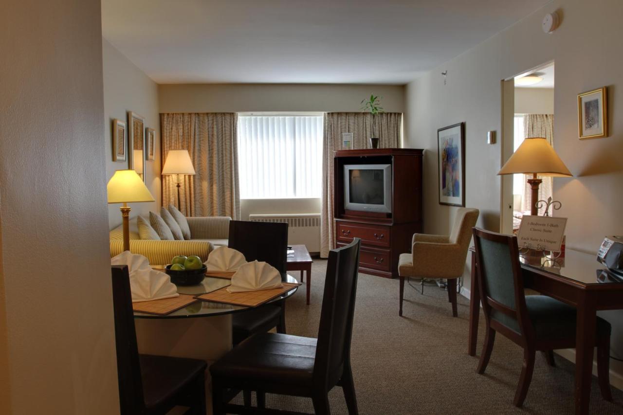 One-Bedroom Suite