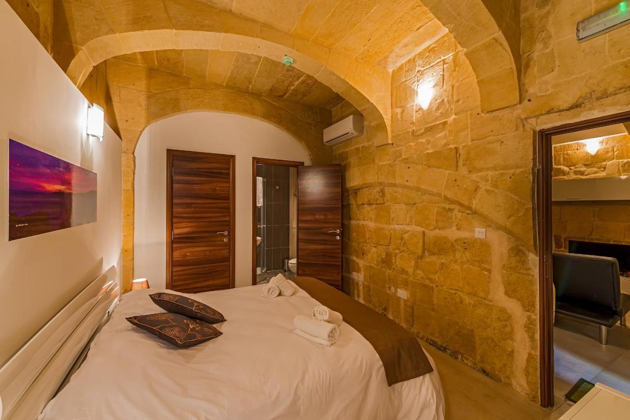 Large One-Bedroom Apartment