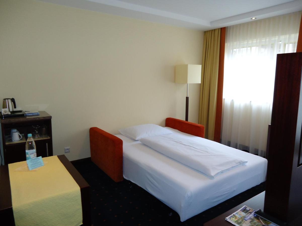 Double Room Balcony,1131394203:JPEG