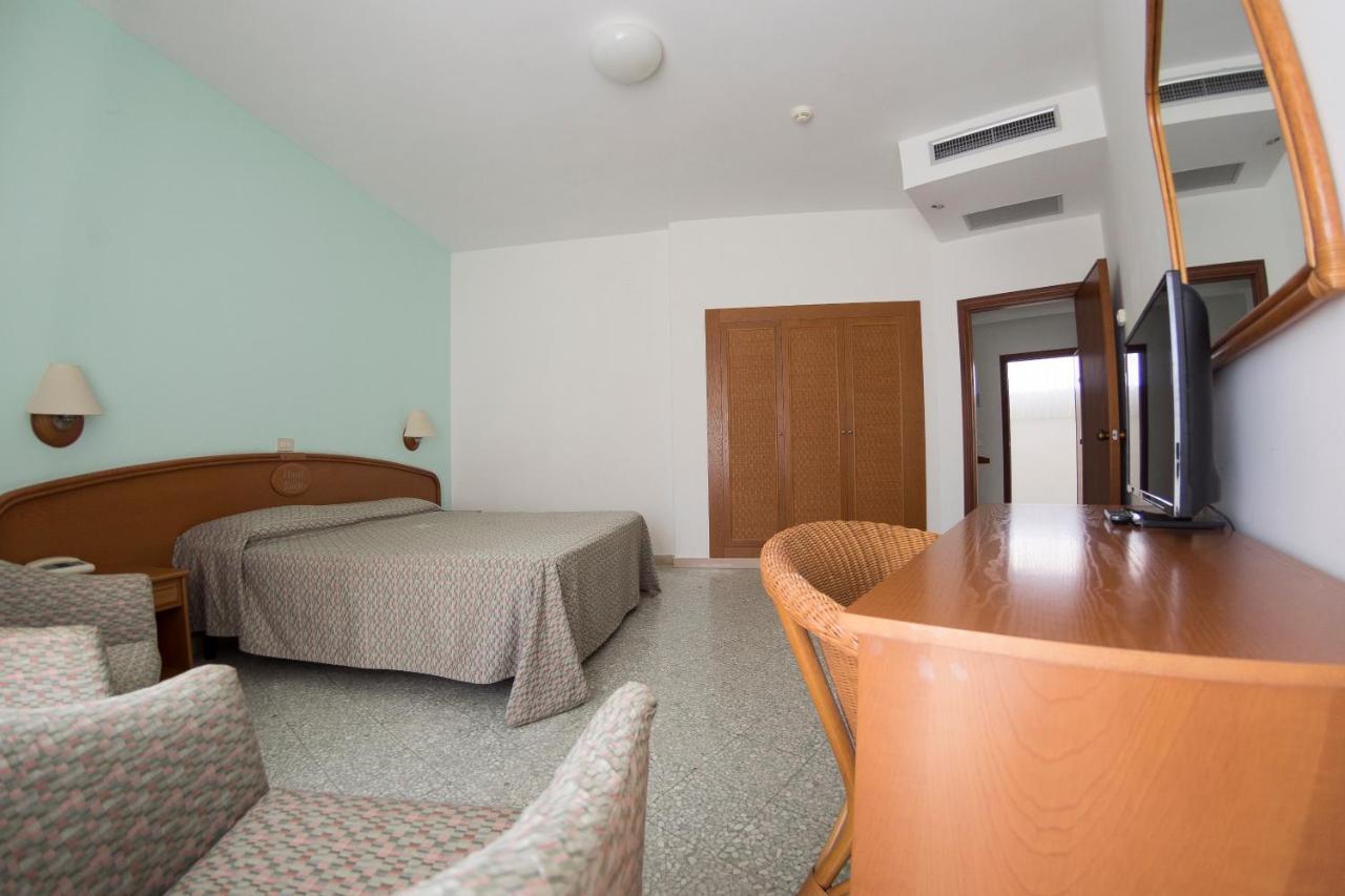 Double Room,1319126143:JPEG