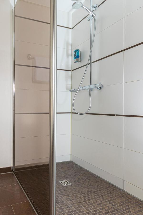 Classic Single Room,942861661:JPEG