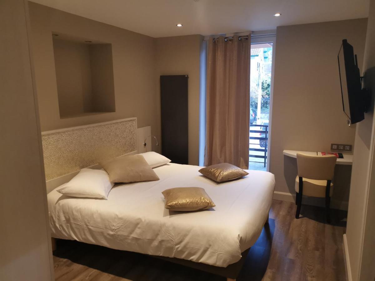 Comfort Double Room only accessible by stairs,942884674:JPEG
