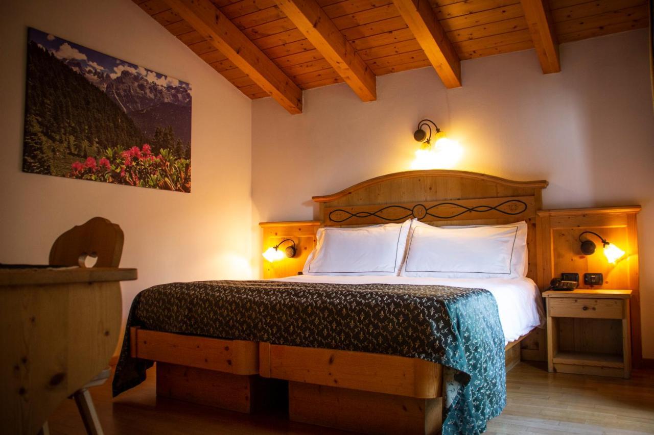 Double or Twin Room Balcony