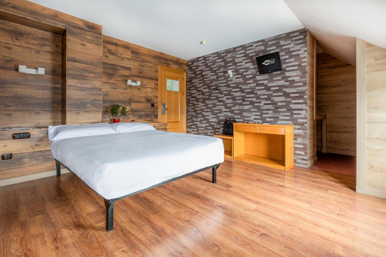 Quadruple Room,1076962537:JPEG