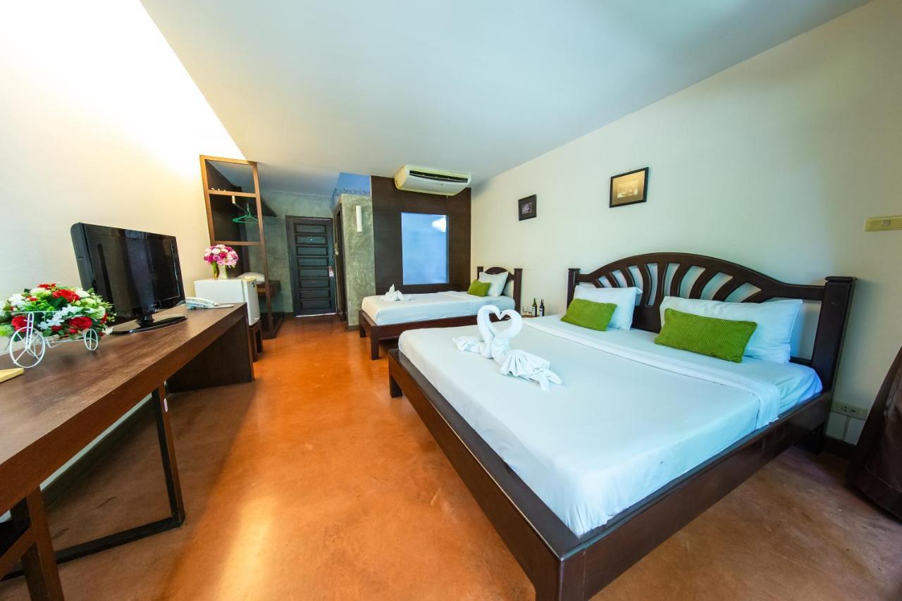 Superior Triple Room