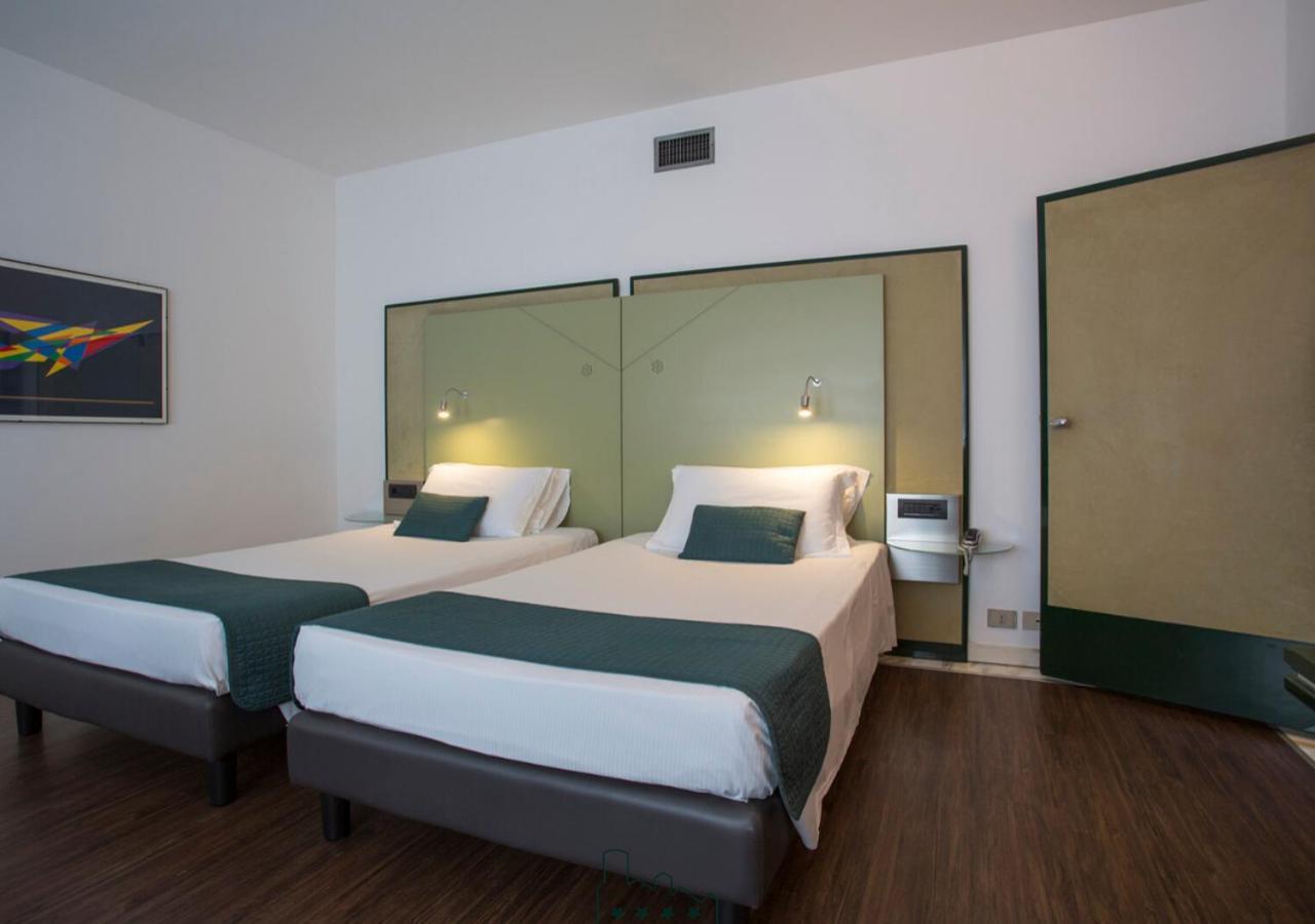 Classic Twin Room