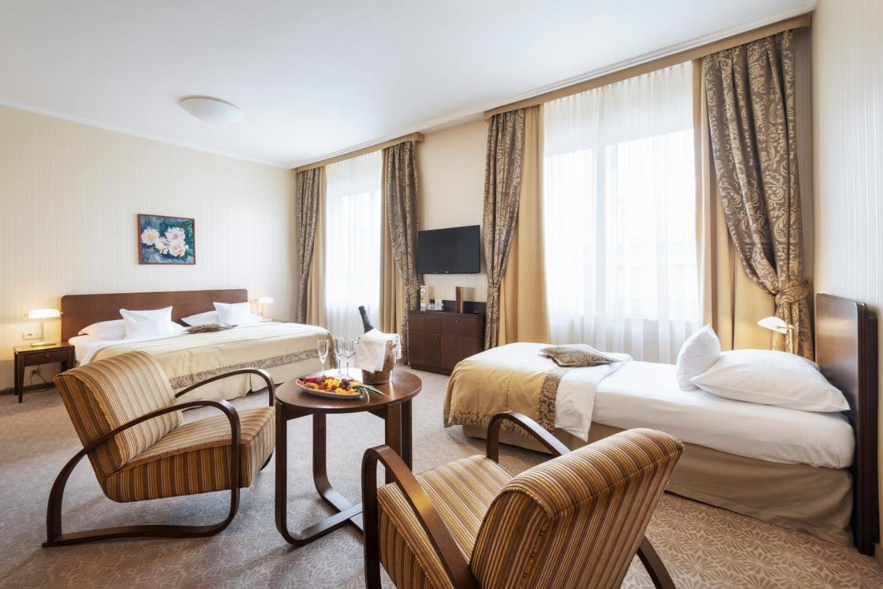 Standard Triple Room,944474269:JPEG