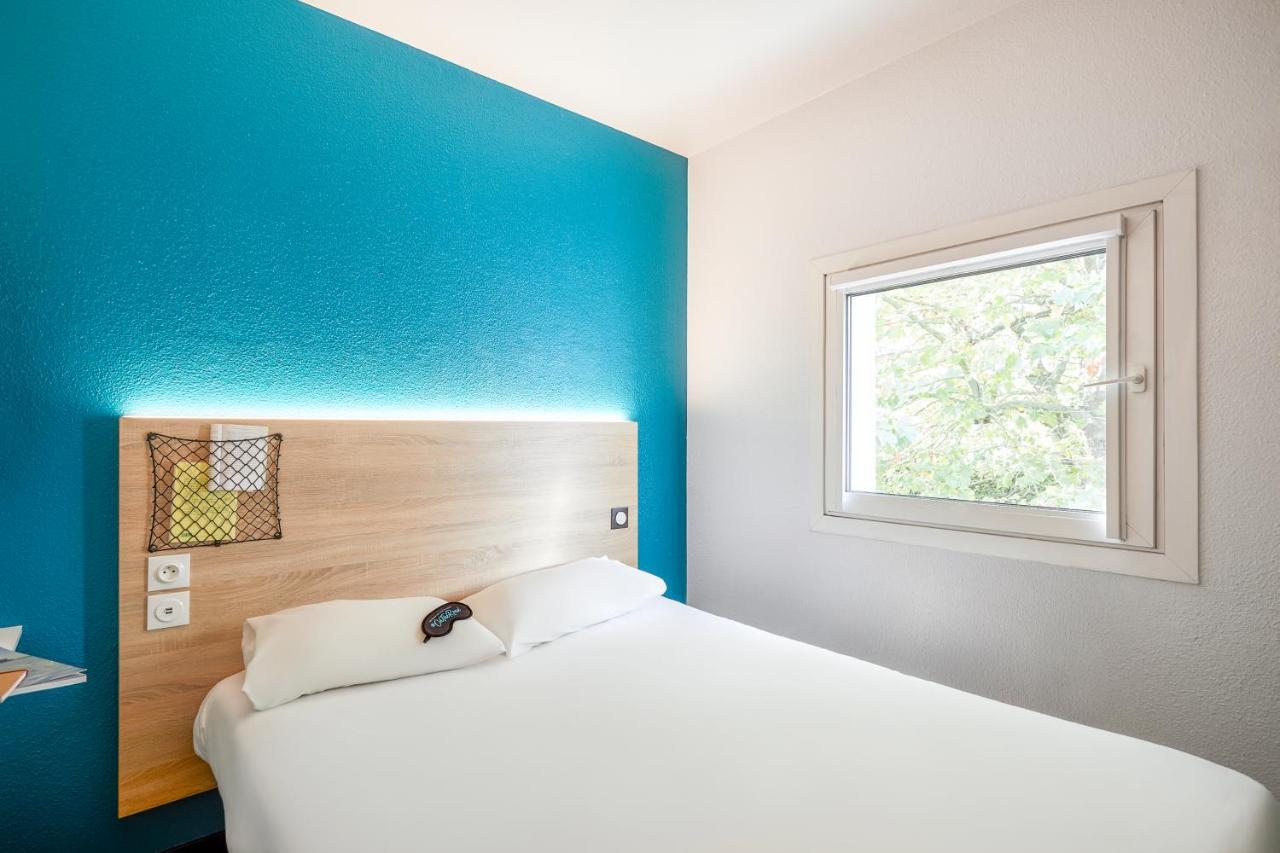 Cabrio Room Private Bathroom