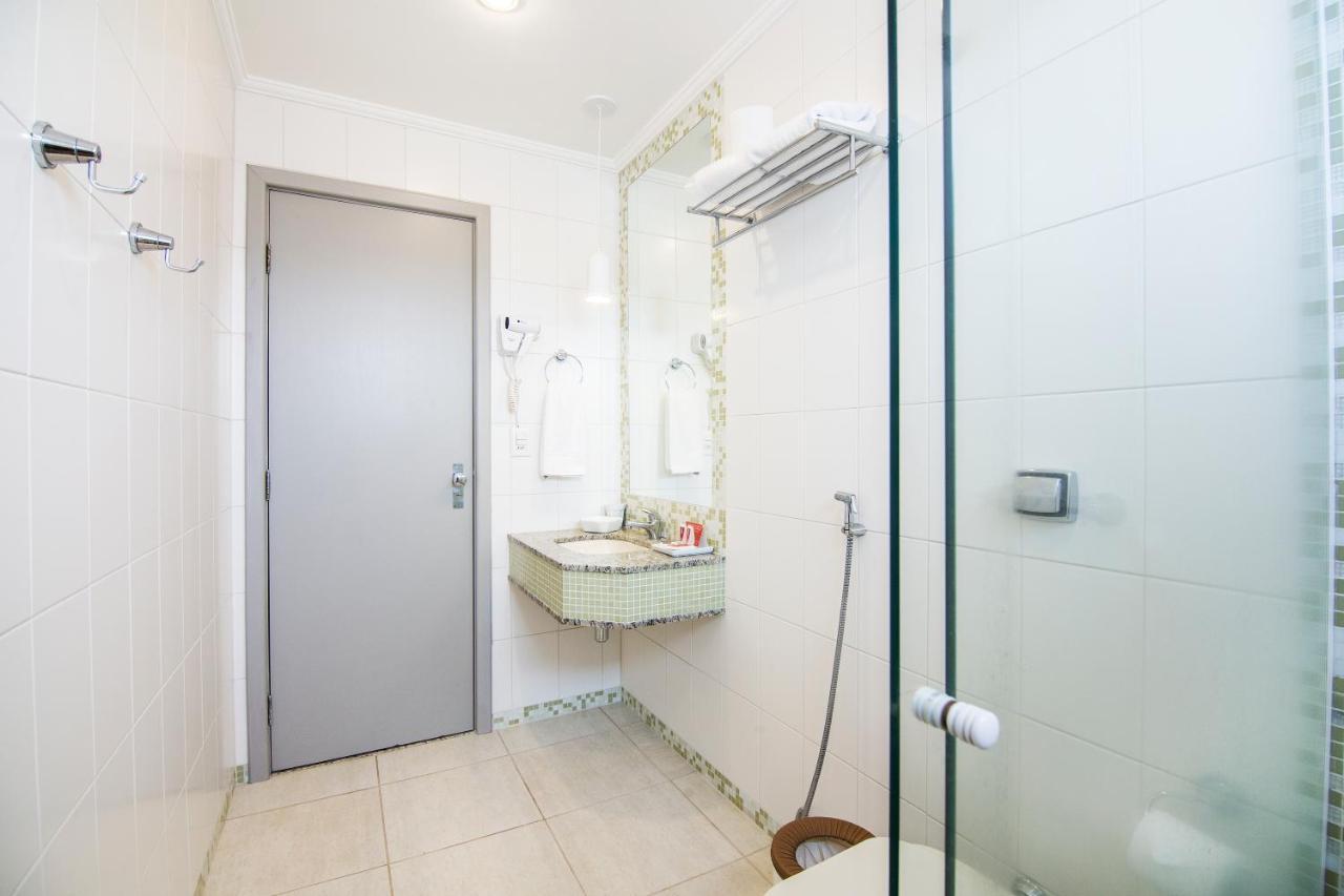 Luxury Double Room,411356958:JPEG