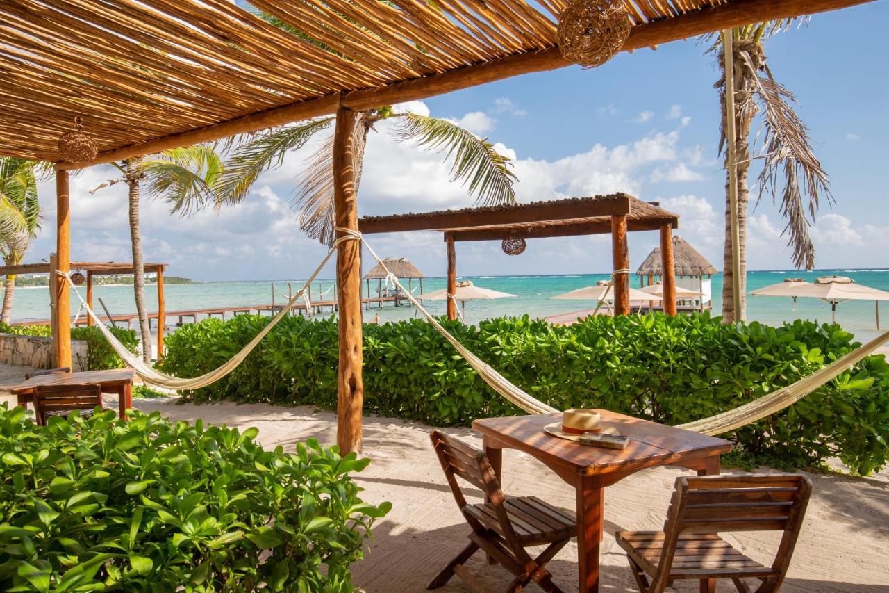 Master Suite Beach Front Plunge Pool