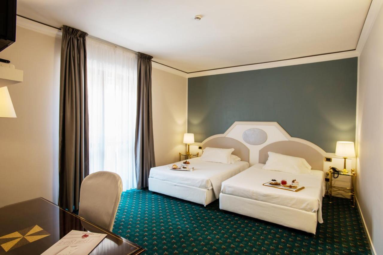 Deluxe Double or Twin Room,1406145656:JPEG