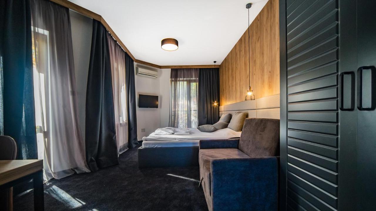 Double Room Balcony Mountain View