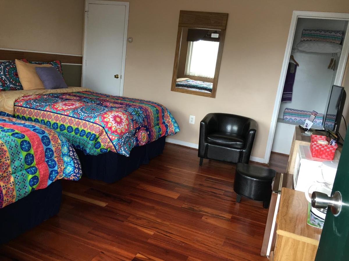Double or Twin Room Shower