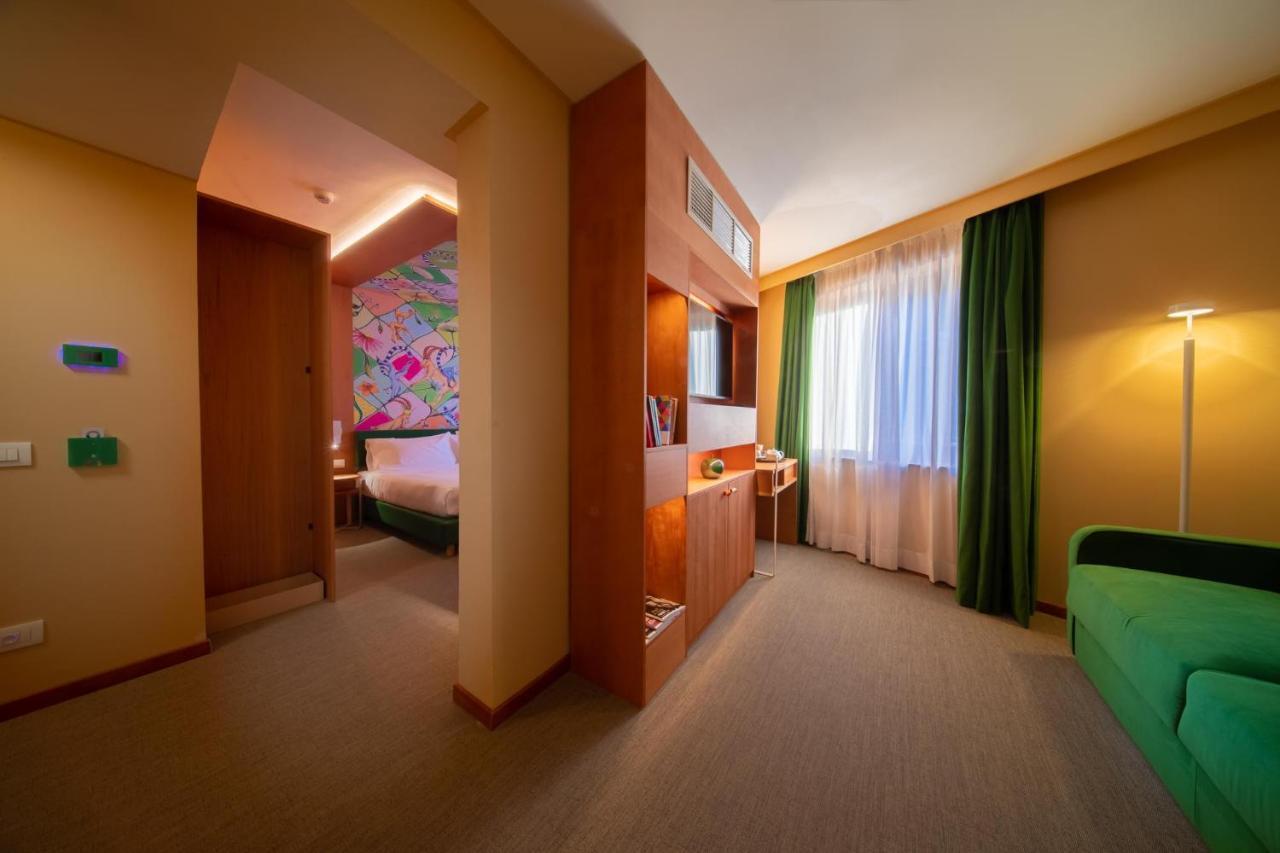 Junior Suite,943833622:JPEG