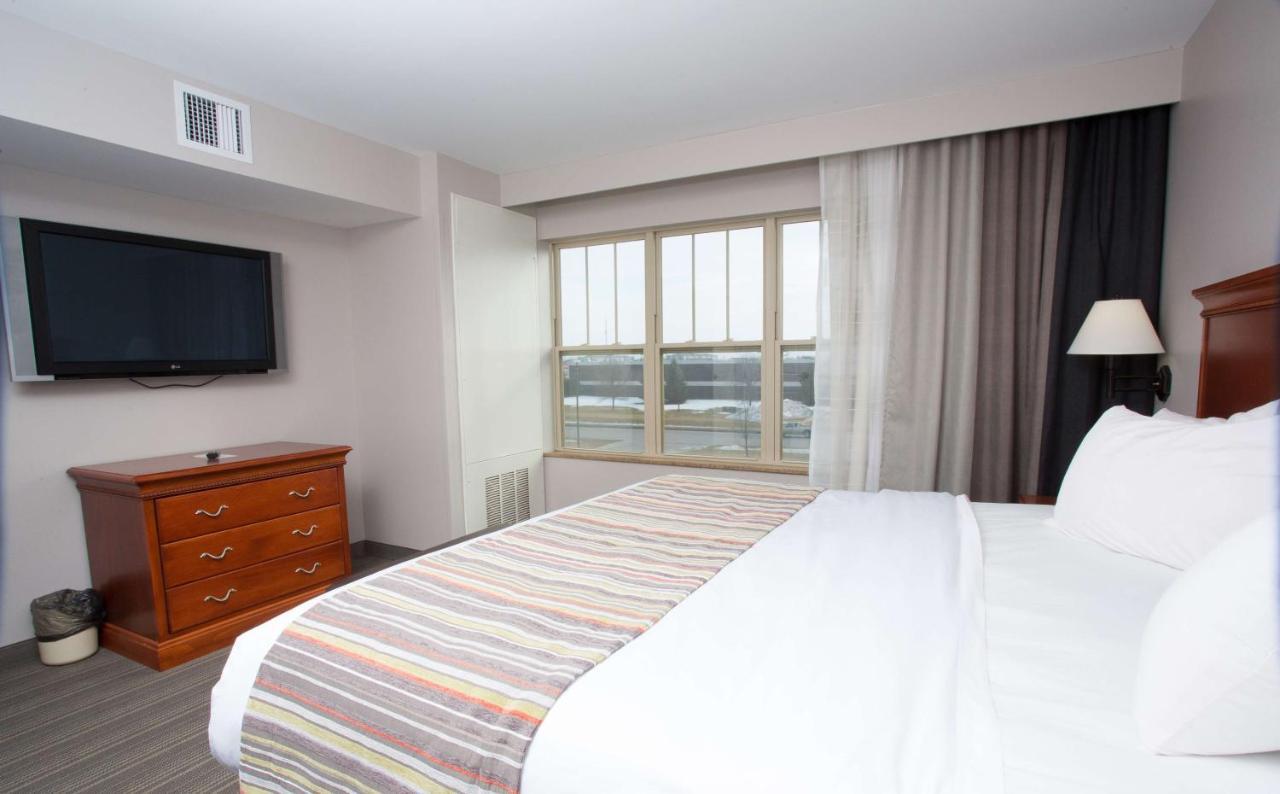 One Bedroom King Bed - Non-Smoking