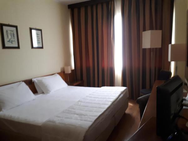 Double Room,1216103179:JPEG