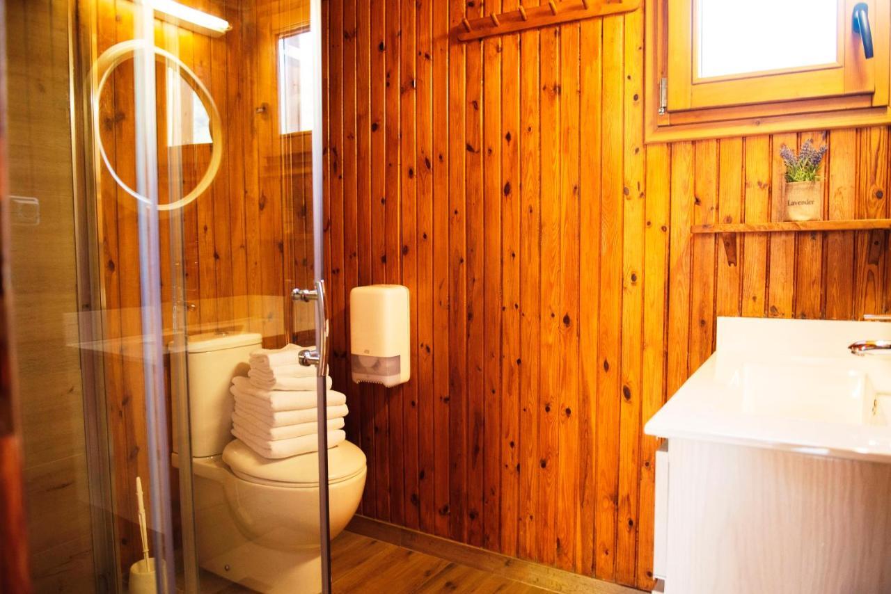 Wood Cabin