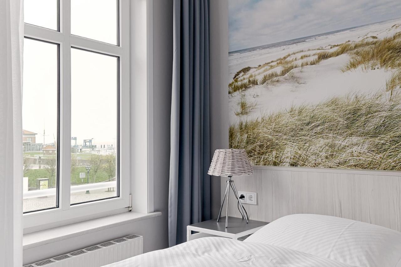 Double Room with Port View (First floor),943539856:JPEG