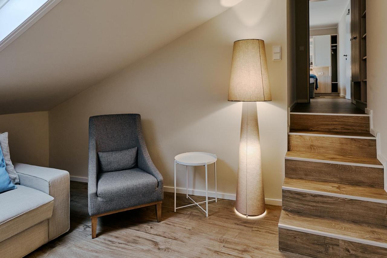 One-Bedroom Suite,943538680:JPEG