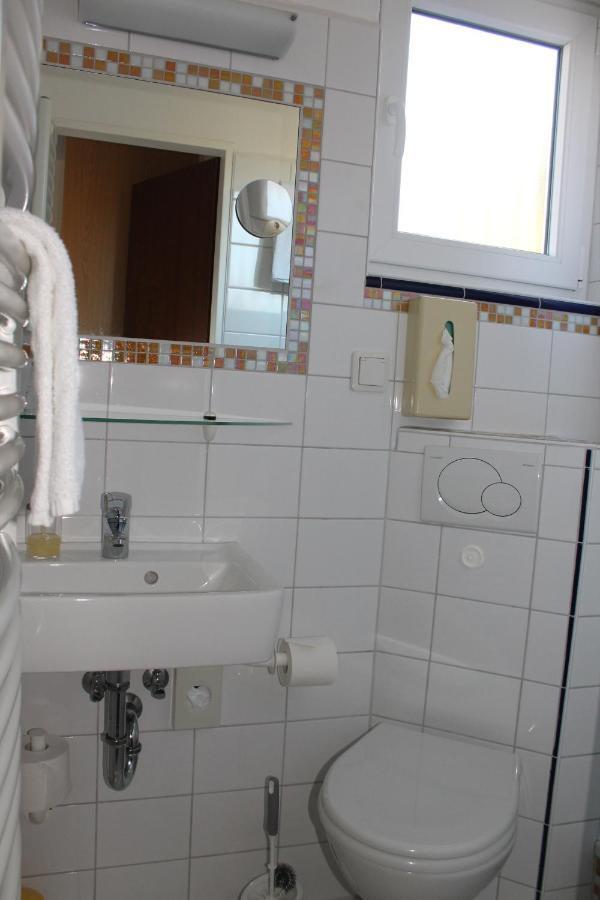 Single Room Private Bathroom