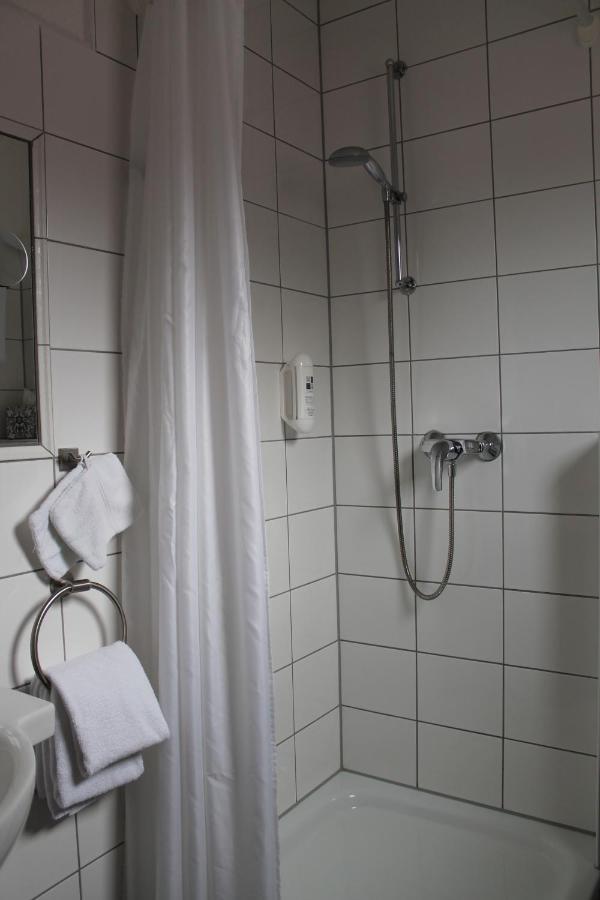Double Room Private Bathroom