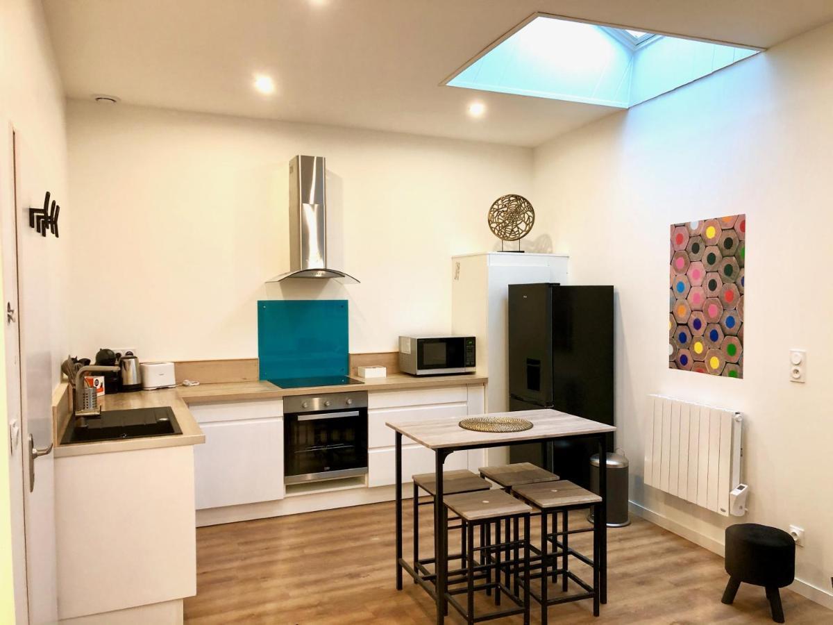 One-Bedroom Apartment,947643172:JPEG