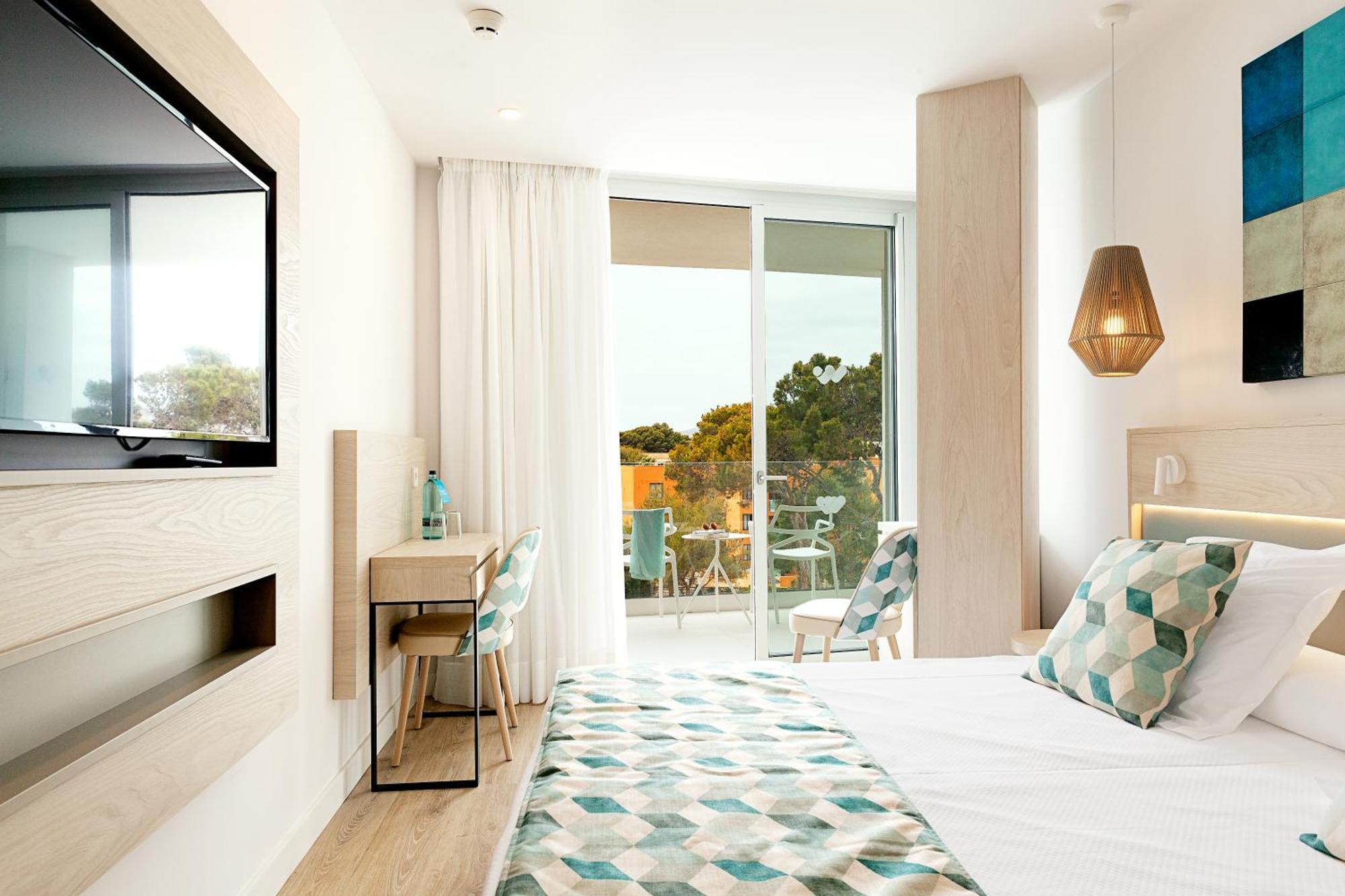 Double Room,945766549:JPEG