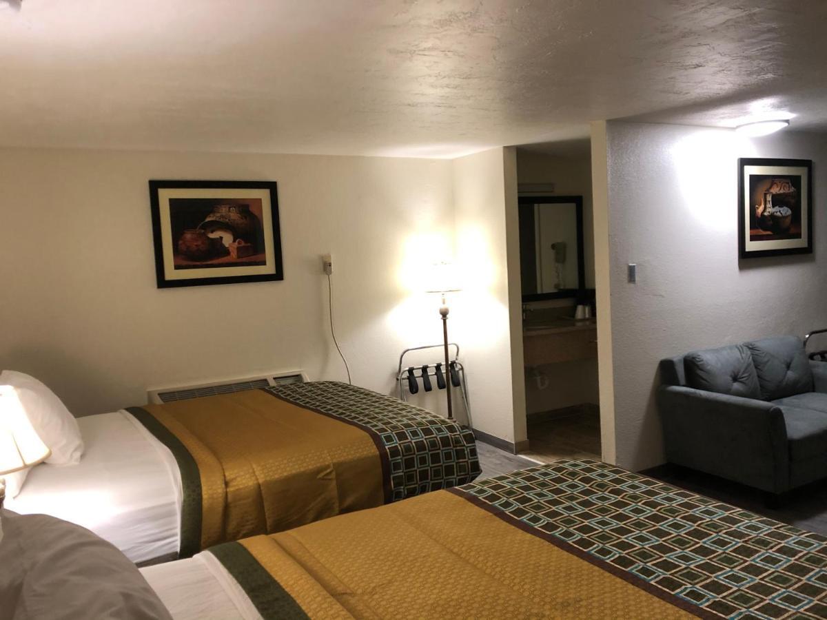 Queen Room with Two Queen Beds