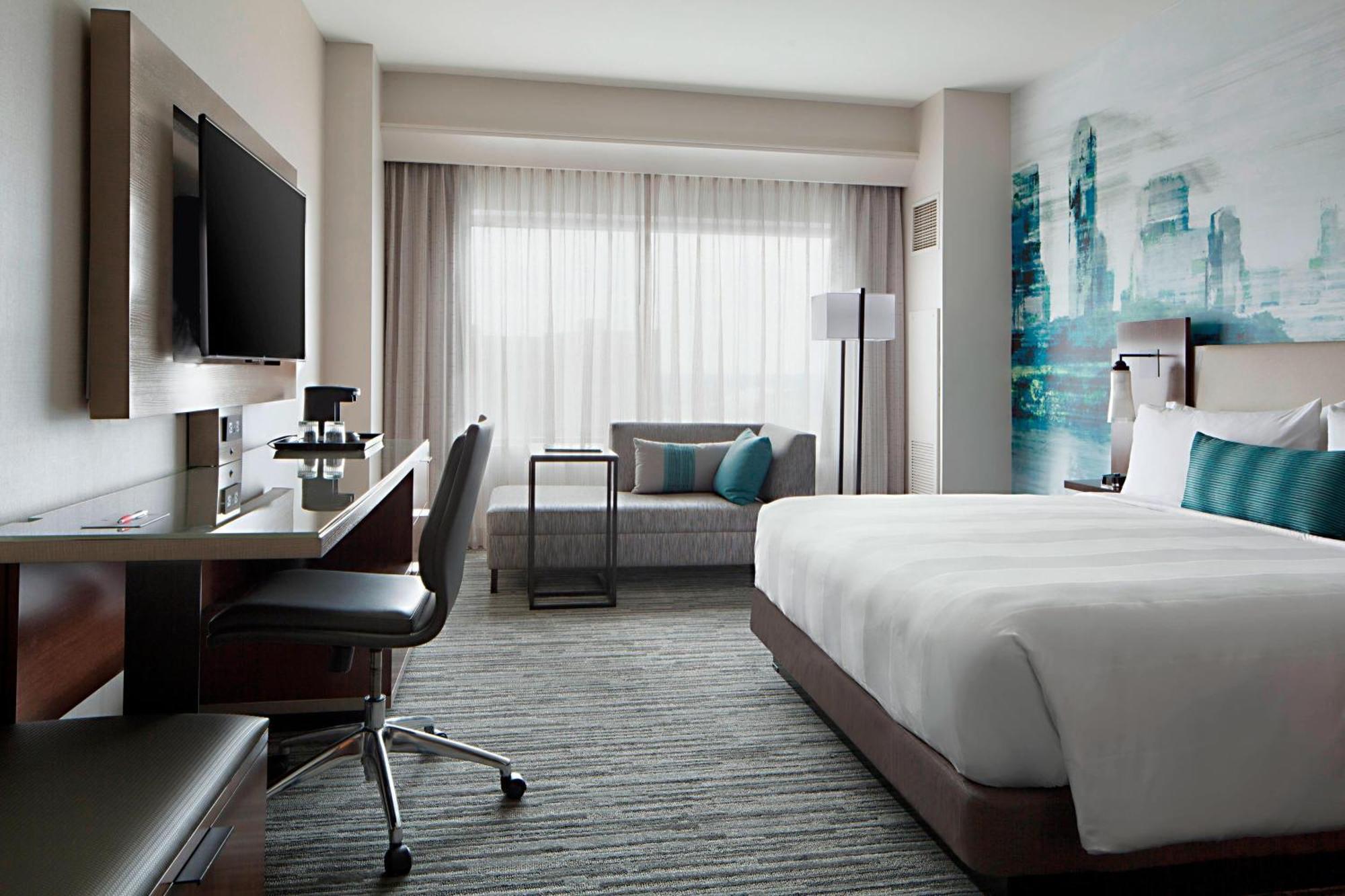 King Room High Floor or Executive Lounge Access,1350790231:JPEG