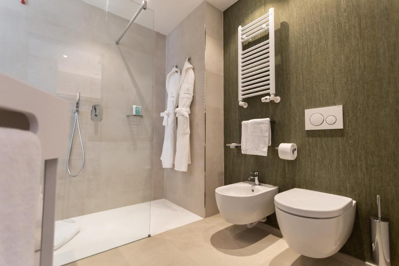Superior Room with Sea View,1279924897:JPEG
