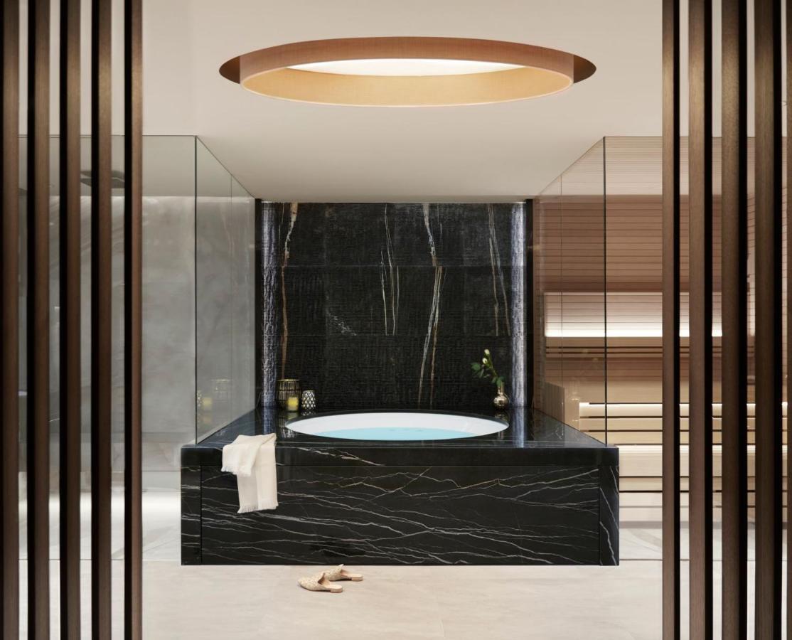 Suite Spa Bath