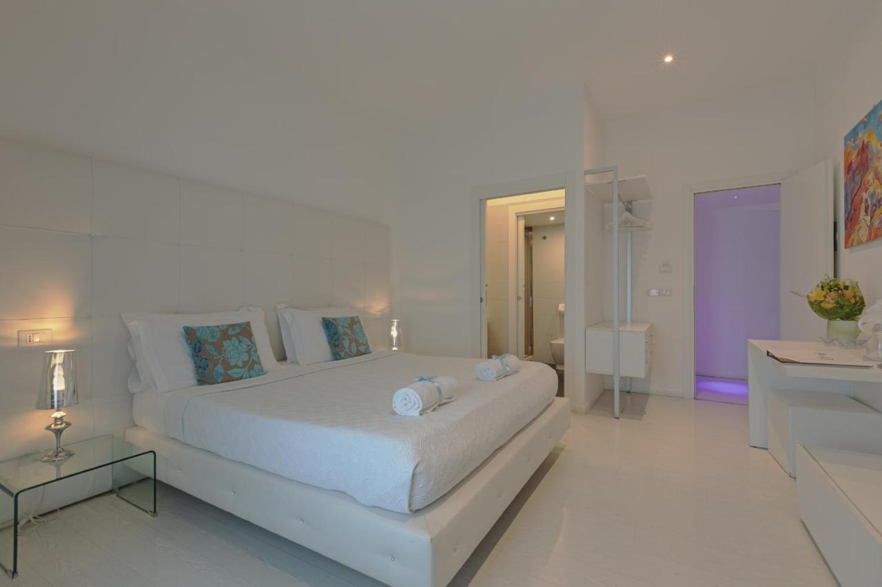 Superior Double Room,957296104:JPEG