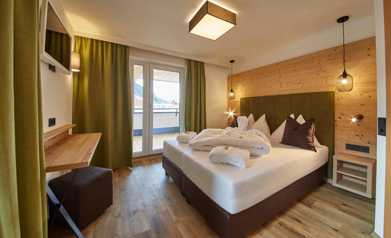 Two-Bedroom Suite,957390190:JPEG