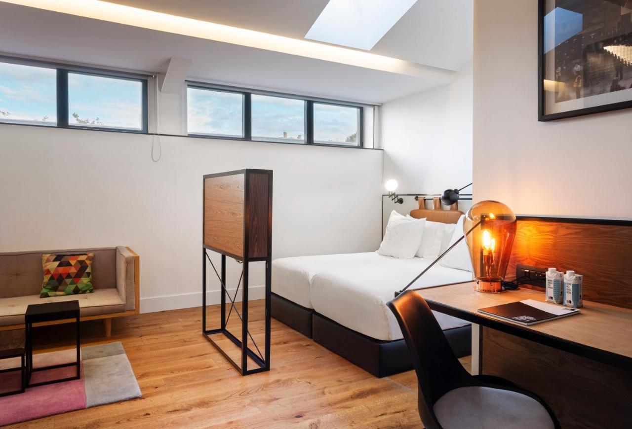 Standard Double or Twin Room,957691579:JPEG