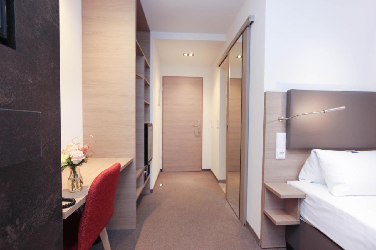 Classic Single Room