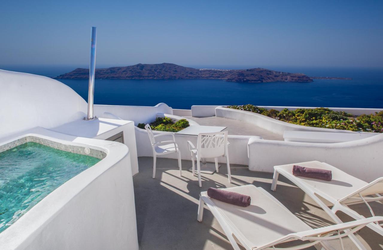 Junior Suite with Outdoor Hot Tub and Caldera View,1122468312:JPEG