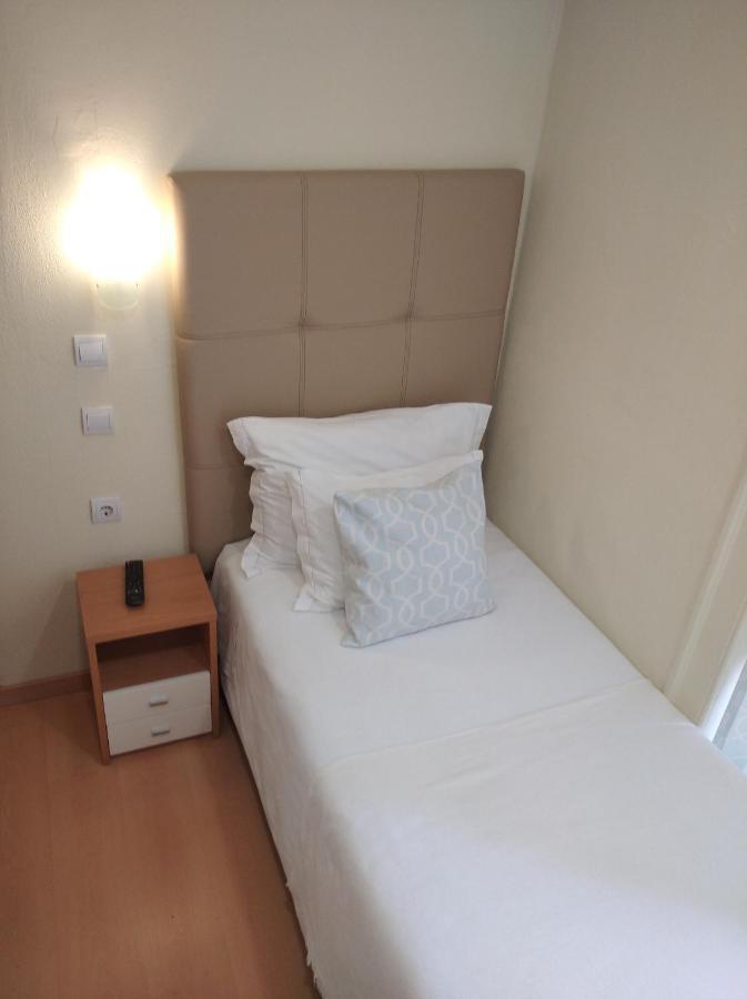 Single Room,958573762:JPEG