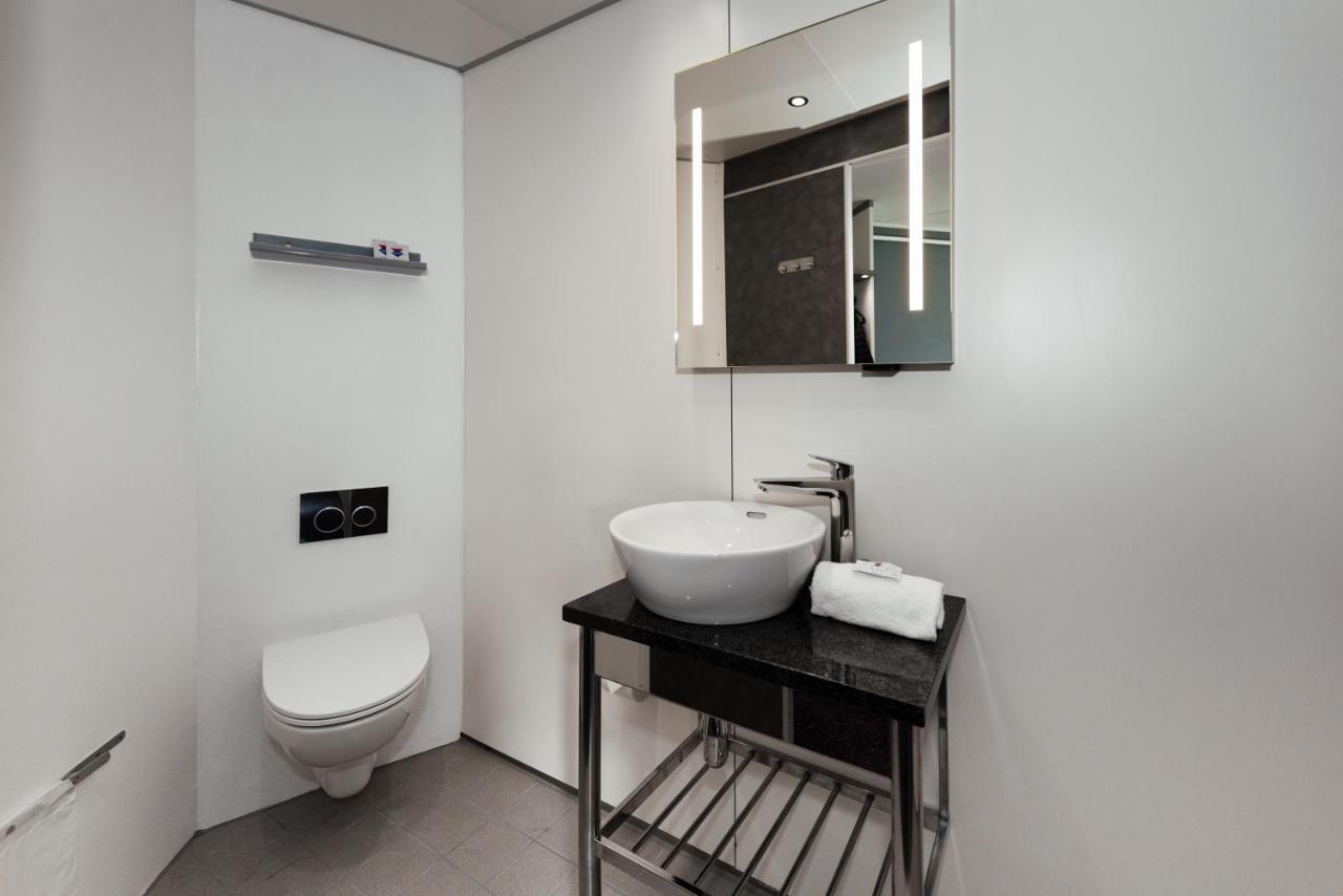 Captain Room Double Bed