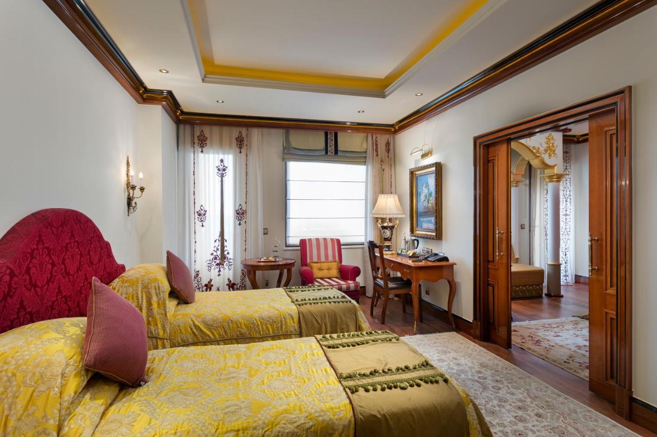Premium Family Room