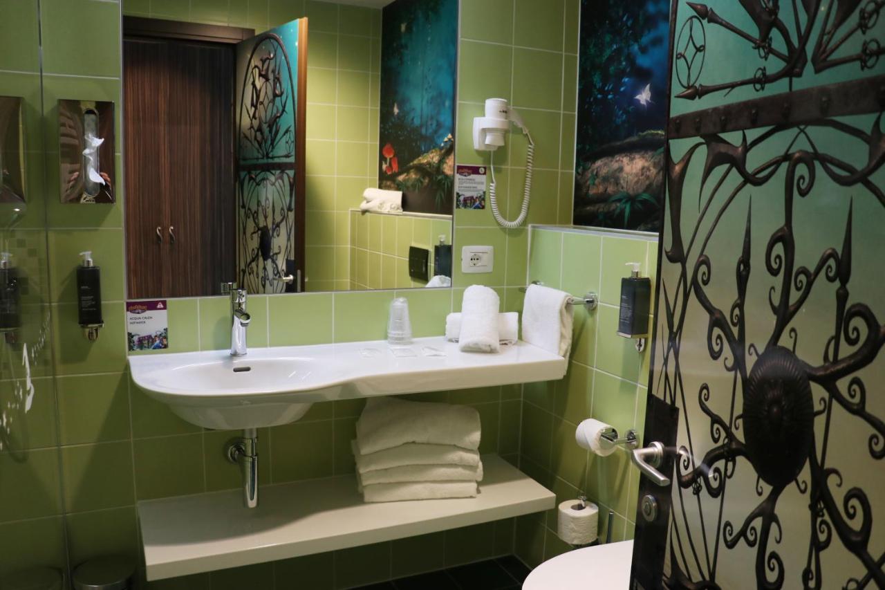 Enchanted Forest Superior Room