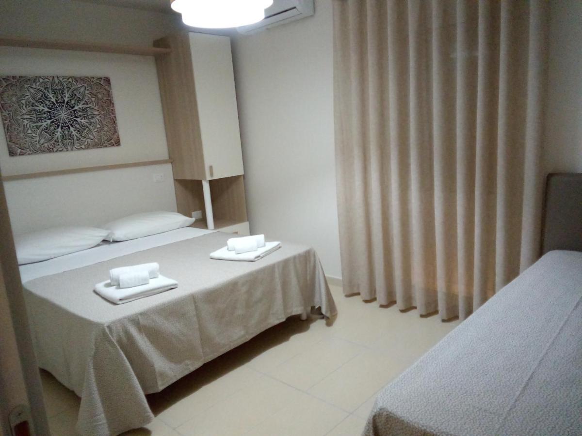 Two-Bedroom Apartment,959724895:JPEG
