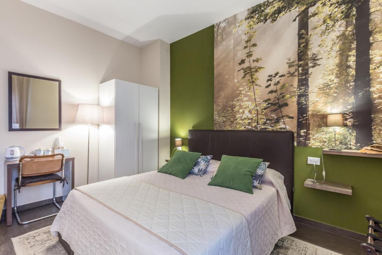 Deluxe Double Room Private Bathroom