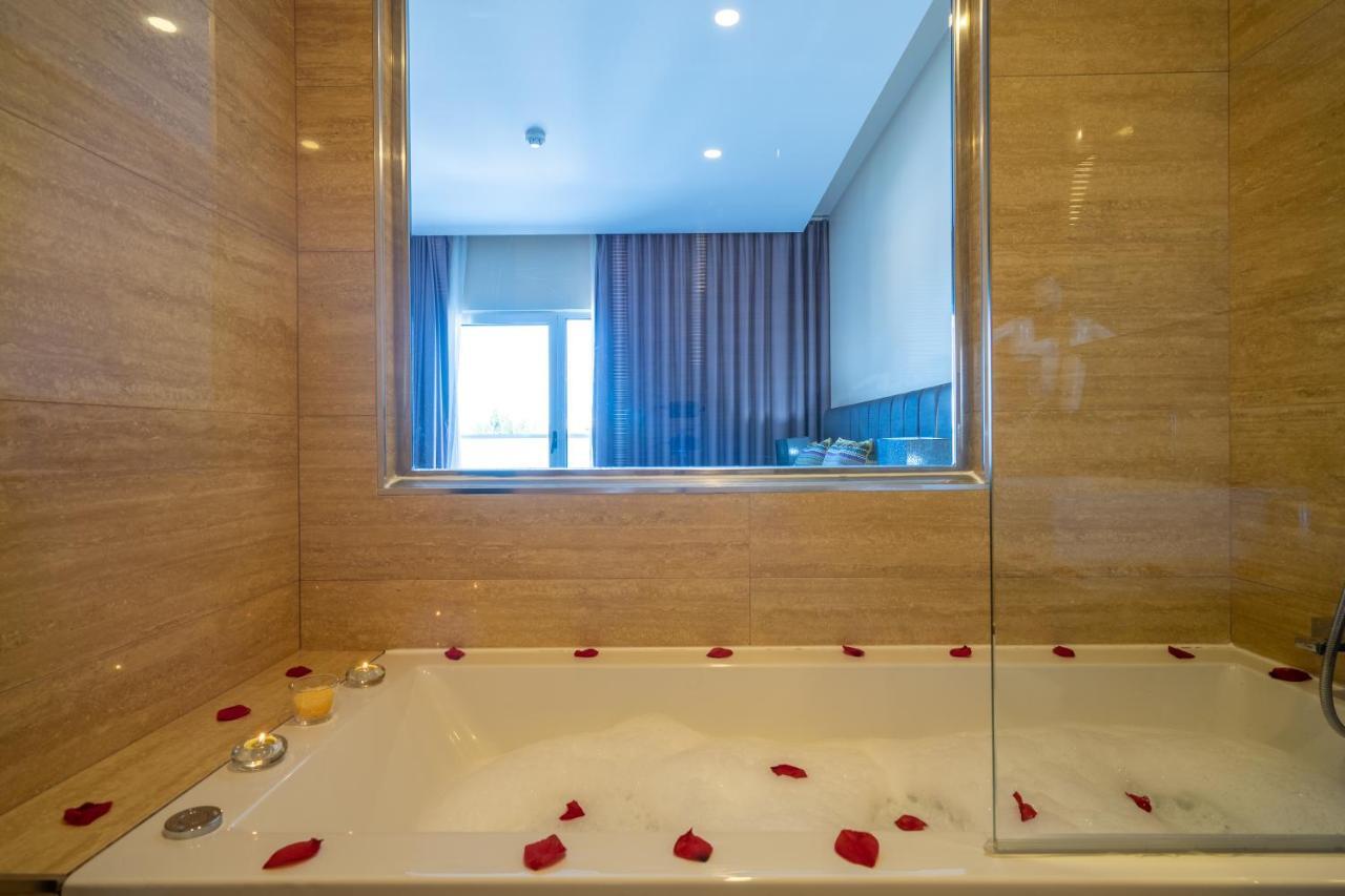 Double Room Spa Bath