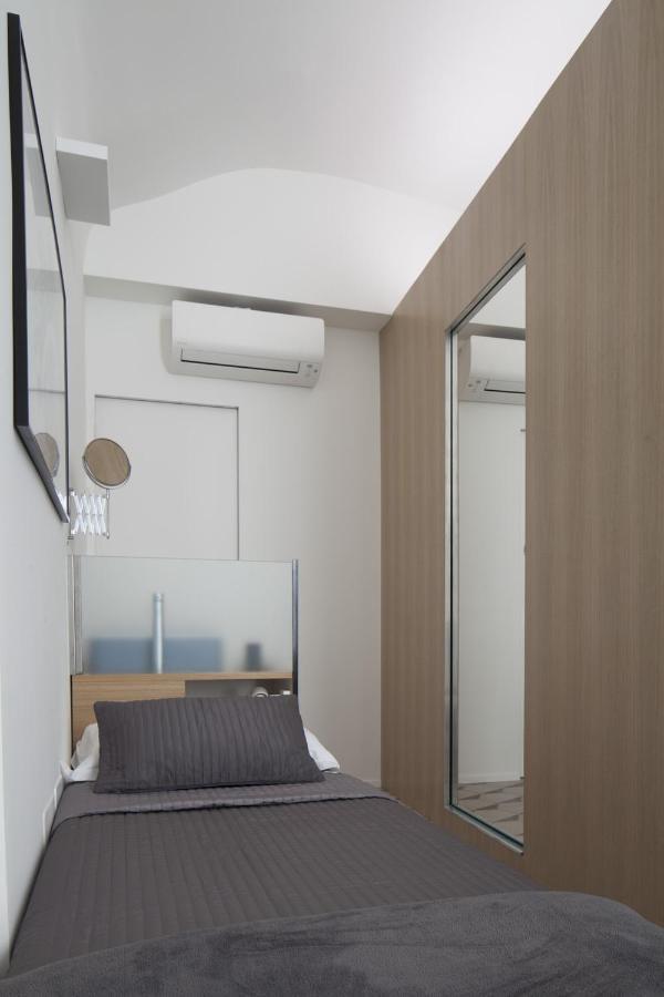 Small Single Room