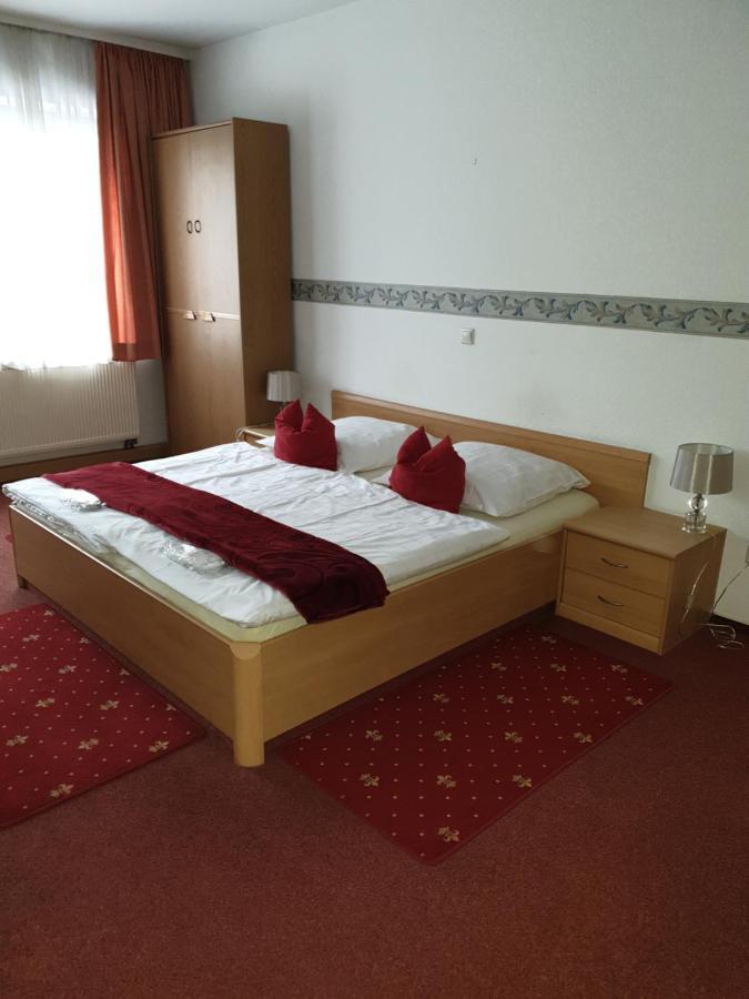 Basic Triple Room,960619255:JPEG
