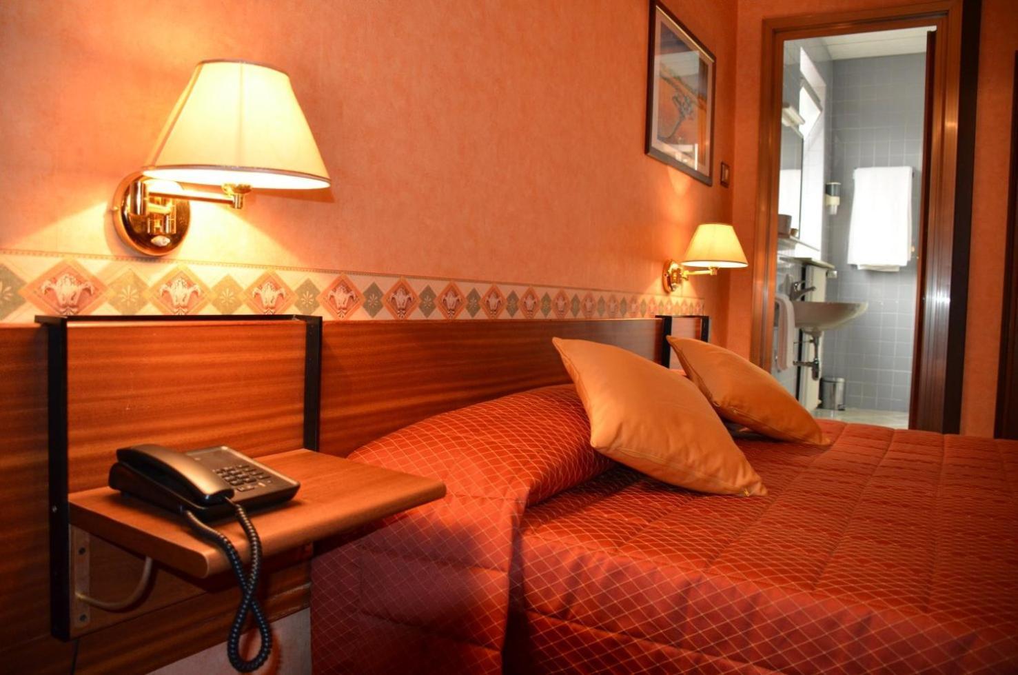 Triple Room,22515450:JPEG